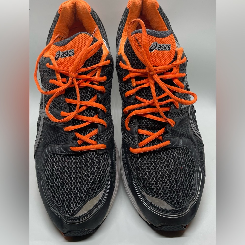 ASICS Nimbus Gel - Size 15